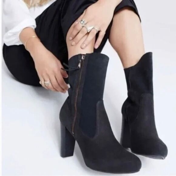 UGG Athena Leather/Suede Zip Boots Style S/N 1008701 Sz 9.5 - Picture 2 of 9